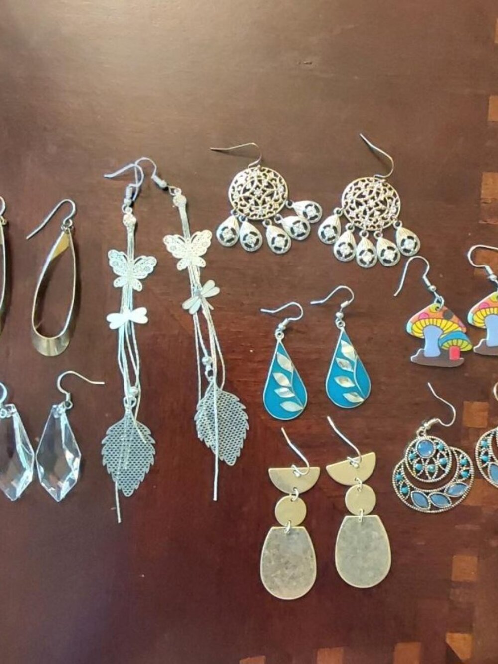 Lot of 8 Earrings